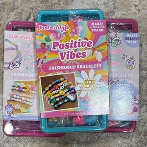 Just My Style Friendship Bracelets Kit - Multicolor